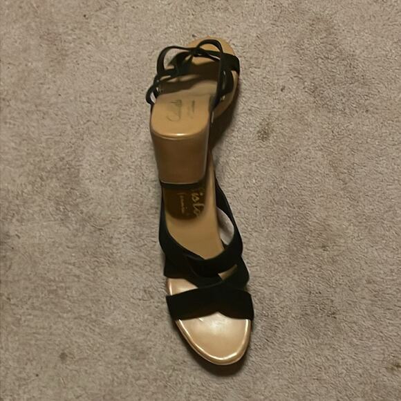 NWOT. Calisto of California Wedge Sandals. 10 - Picture 3 of 5